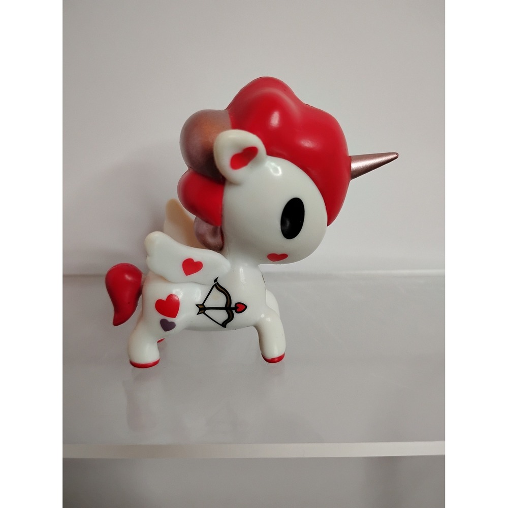 Tokidoki Unicorno Cupid Vinyl Figure Holiday Series Valentine Red White Wings